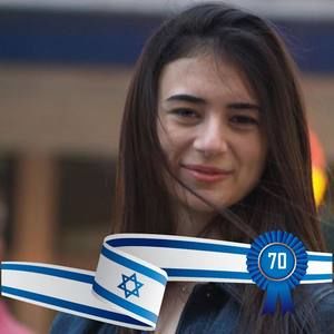 Meet your Posher, Maya